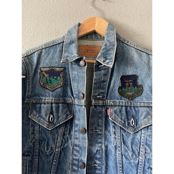 Vintage‎ Levi’s Denim Jacket - Picture 8 of 16